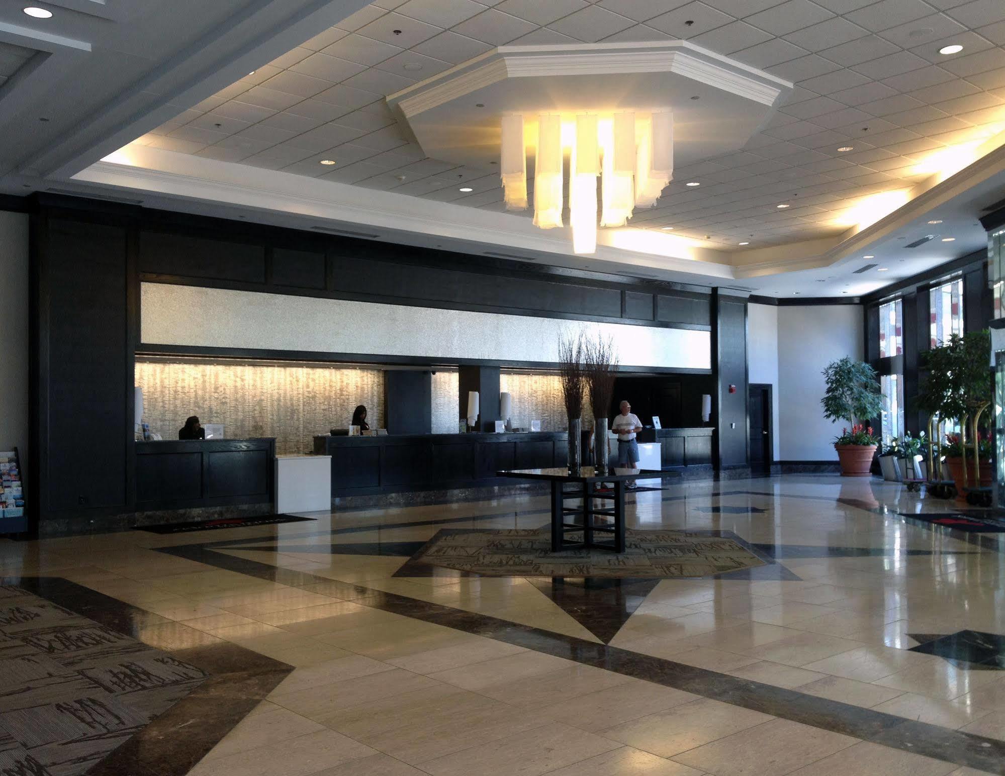 Ramada By Wyndham Buffalo Downtown Kültér fotó