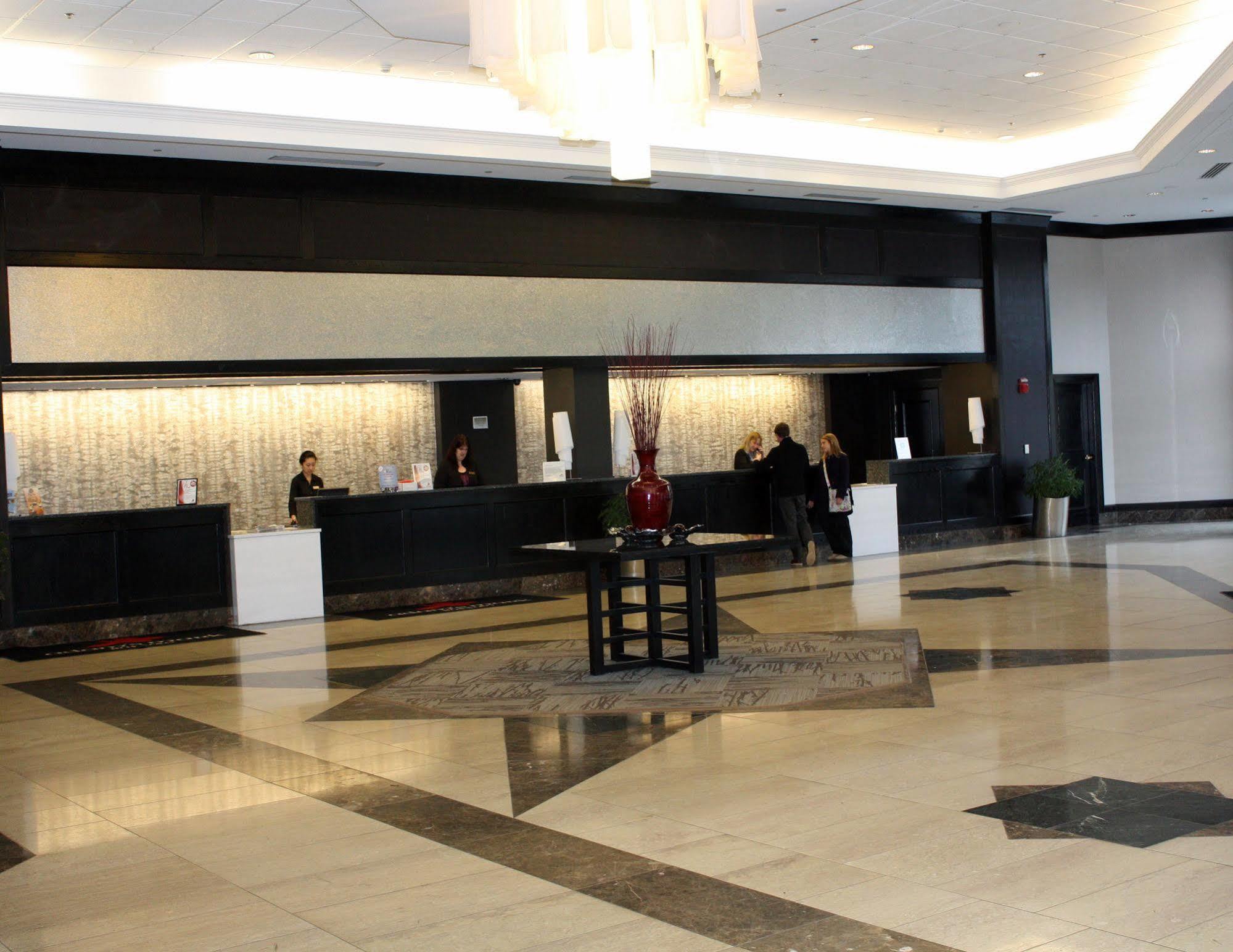 Ramada By Wyndham Buffalo Downtown Kültér fotó