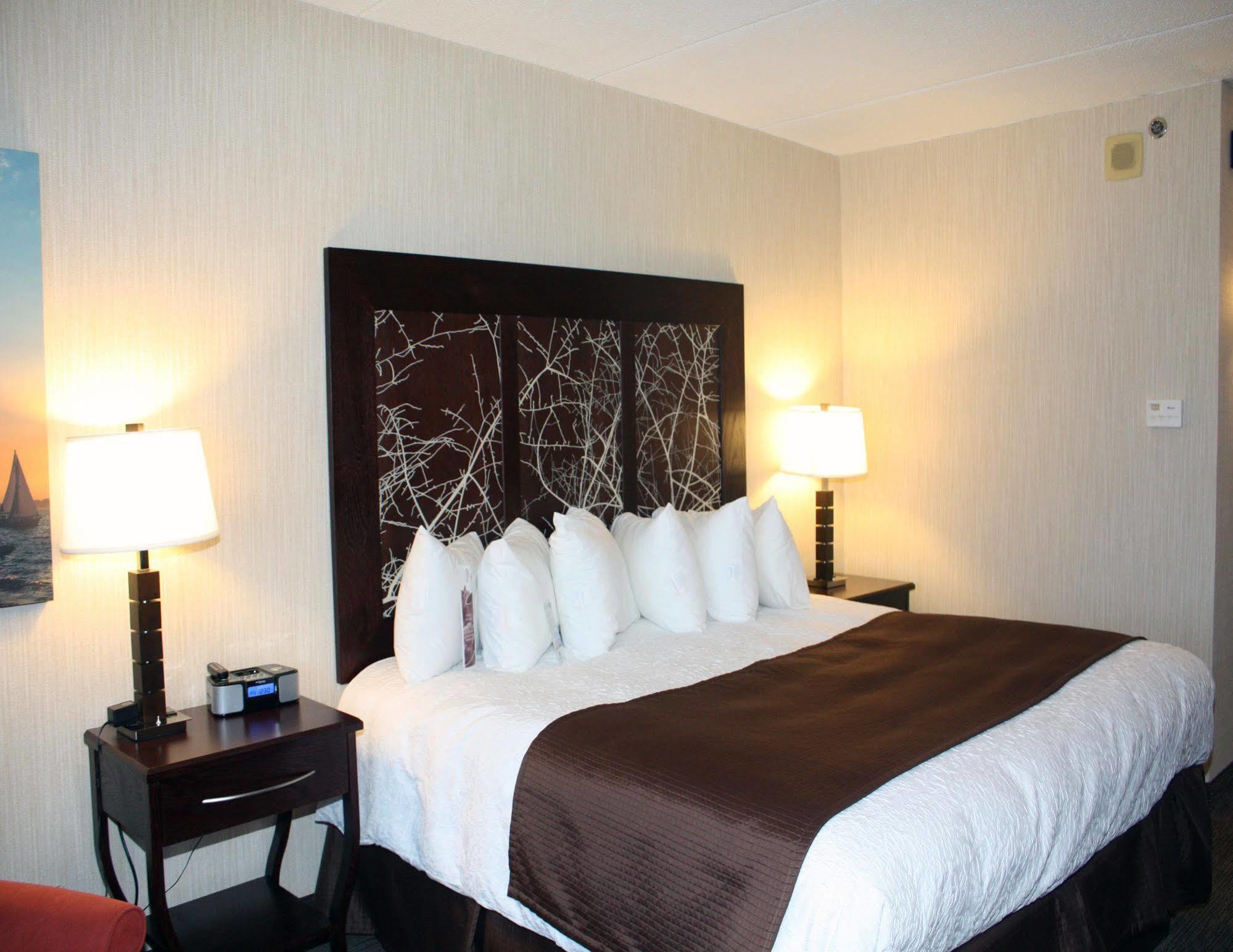 Ramada By Wyndham Buffalo Downtown Kültér fotó